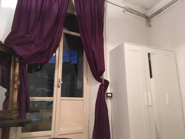 Single Kingsize Bed Close To Metro A Stop Furio Camillo Lgbxfriendlyo Casa de hóspedes